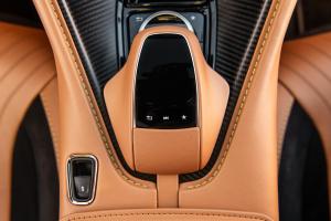 Aston Martin DB11 AMR 2019 года  (NA)